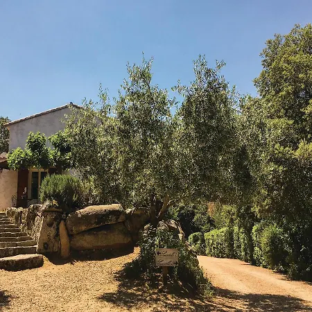 Two-bedroom Holiday In Vecchio بيت للعطل بورتو فيكشْيو